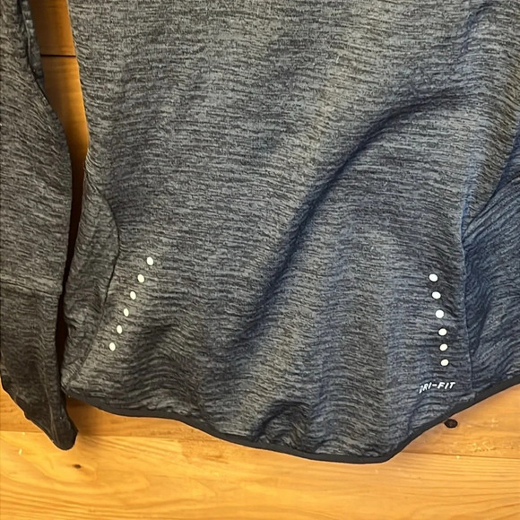 NIKE DRI FIT Women’s 1/4 Zip top shirt XS Grey/Black running long sleeve workout - Picture 9 of 11